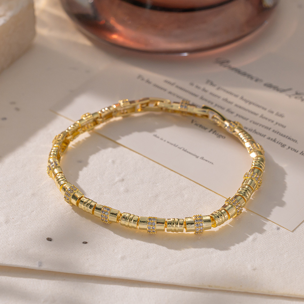 铜锆石手链批发网红ins同款通勤高级感手饰高复购直播款手串批发细节图