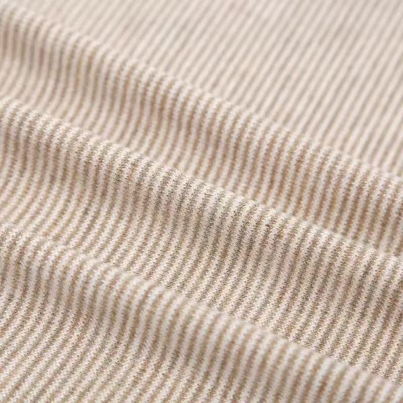 In stock, TR-colored spun 817# sheepskin wool horizontal striped knitted fabric is available for autumn and winter warm base layer and home wear