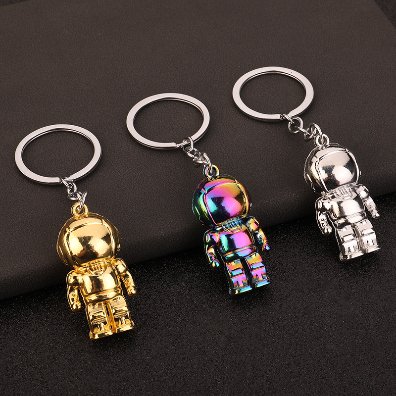 跨境金属太空人工艺品钥匙扣挂件现代简约汽车情侣礼品创意钥匙链