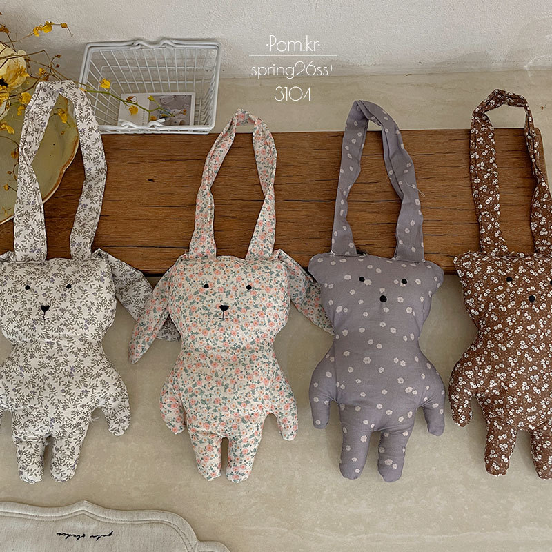 Spring new Korean style Instagram rabbit doll children's hand-held creative bag, cute baby hand-held hanging bag decoration Specification image