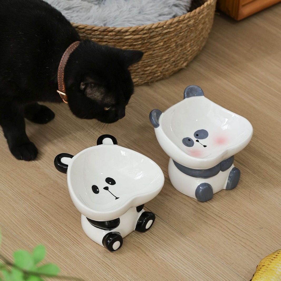 Cat bowl, ceramic protective cervical vertebrae drinking bowl, pet supplies, cute slanted mouth to prevent knocking, dog bowl, cat food bowl Application Scenario