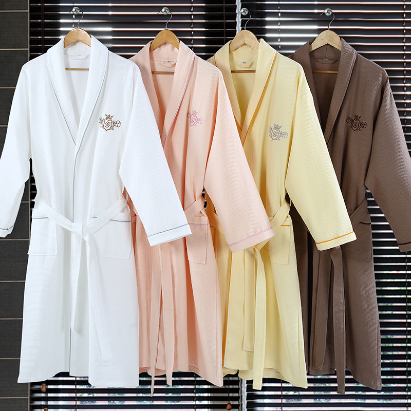 Five-star hotel bathrobes for men and women, thin bathrobes, pure cotton absorbent waffle, Japanese home wear with embroidered patterns