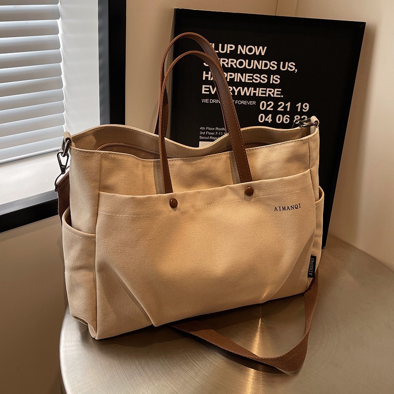 Nylon fabric bag, women's tote bag, large capacity, suitable for crossbody in spring and summer, 2025 new versatile single-shoulder hand-carry commuter bag Application Scenario