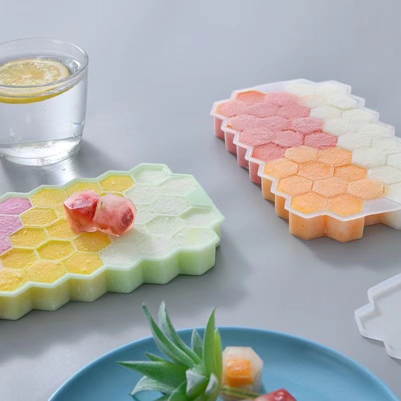Ice cube mold, home ice cube box, ice cube mold, baby food, creative honeycomb with lid, 37 compartments, ice cube refrigerator, homemade Specification image