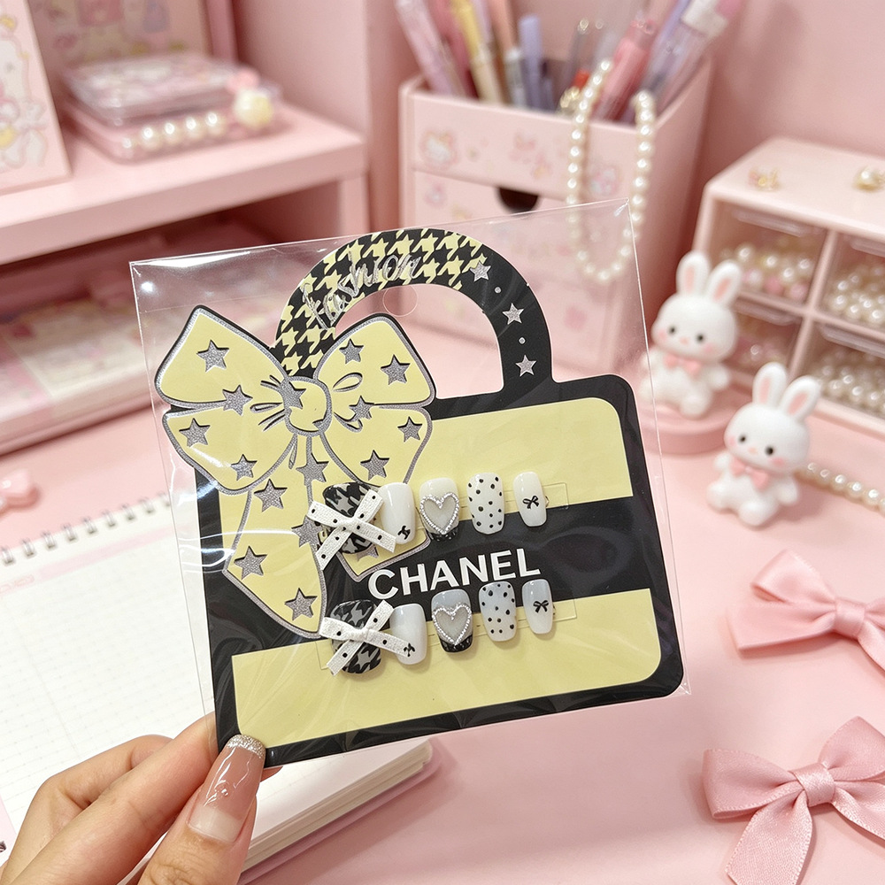 Black and white woven old poem wearing armor set, cartoon Xiaoxiang fake nails, girl nail art gift box, children's gift now available details Picture