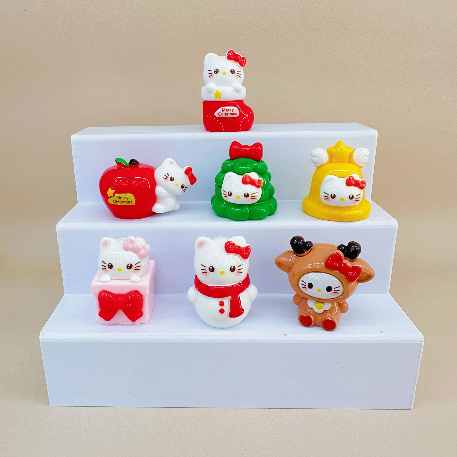 圣诞KT猫diy饰品树脂配件车摆件钥匙扣潮玩批发创意萌粒卡通盲袋