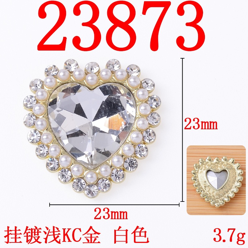 Christmas pendant decoration, Merry Christmas alloy DIY accessories, hot-selling bestsellers, pearl flower plates, diamond buttons, light luxury texture, Christmas decoration DIY accessory materials Application Scenario