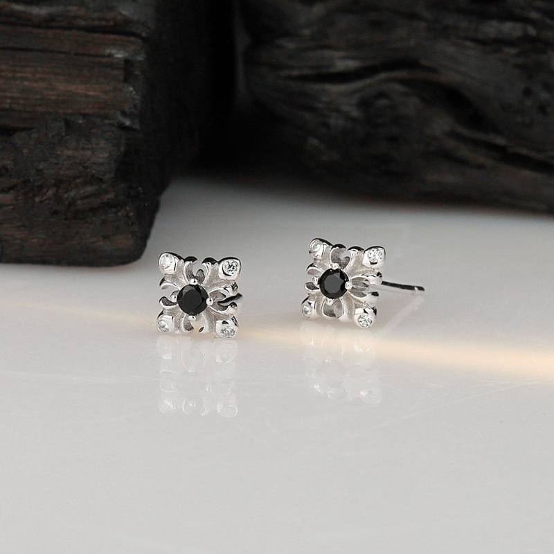 E1431 New Chinese style simple S925 pure silver diamond-encrusted pattern ear studs for women, small and delicate ear studs with Chinese style Application Scenario