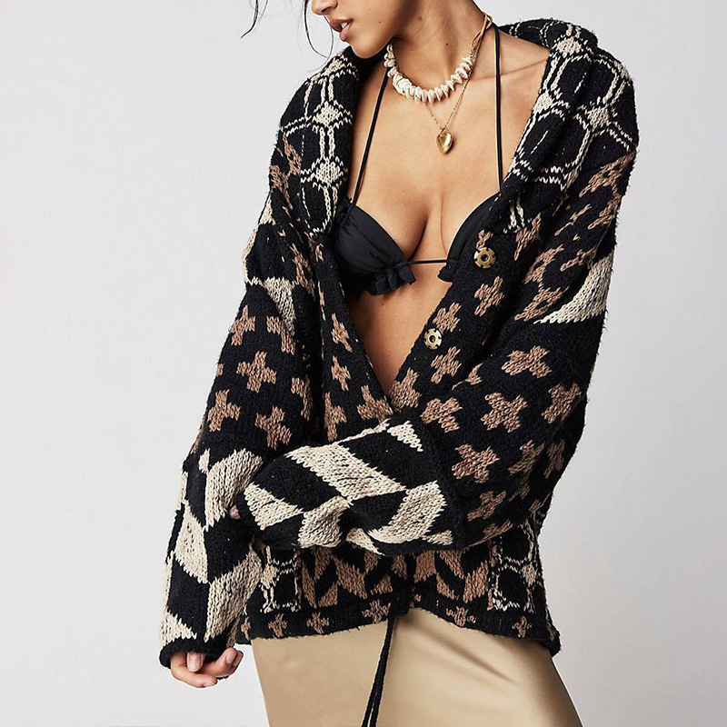 2024 Cross-border European and American Autumn/Winter new knitted sweater Y2K Abstract print lapel loose long-sleeved knitted sweater for women Specification drawing