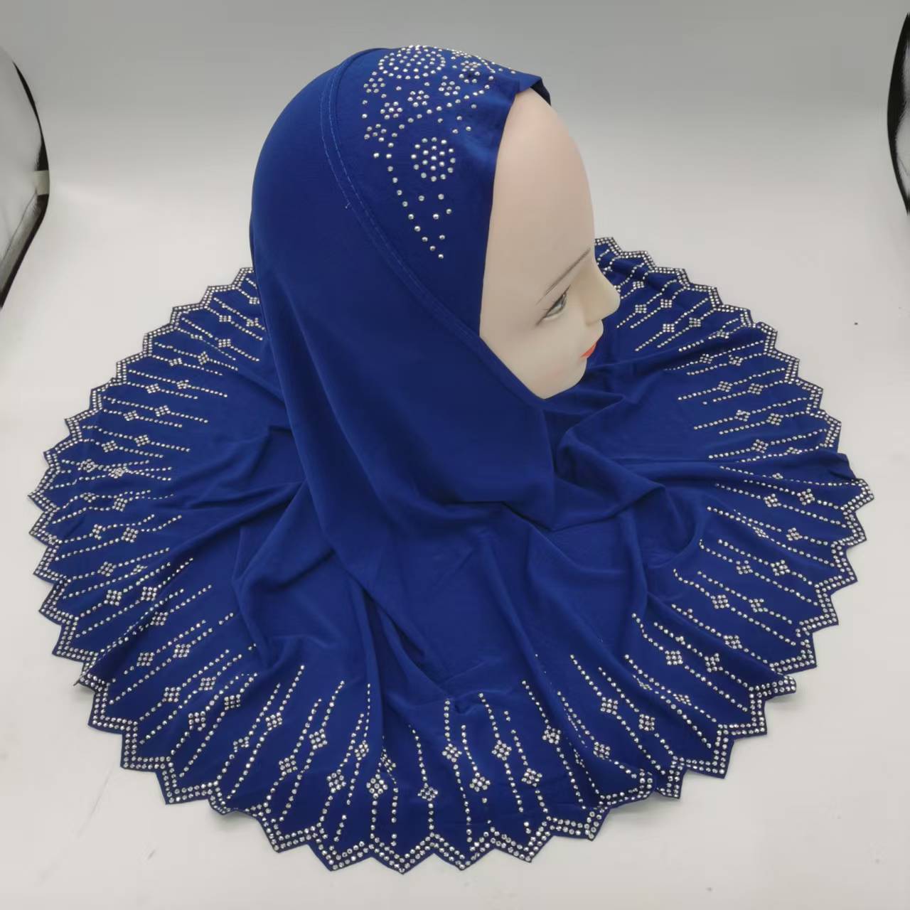 跨境货源水晶麻几何图烫钻激光边女式时尚包头帽头巾帽