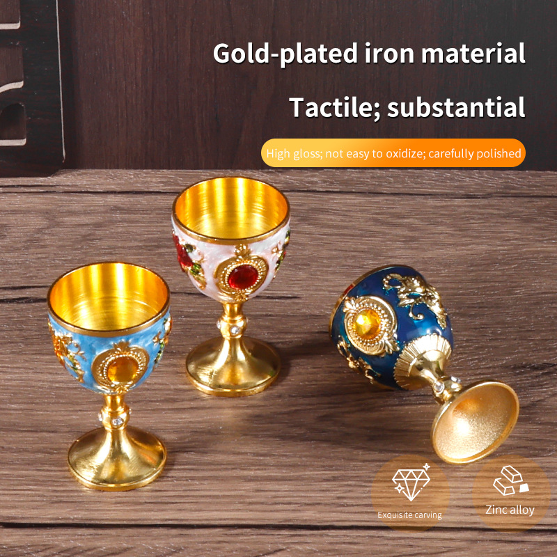Factory wholesale rose cups, court-style European light luxury metal exquisite red wine glasses, three-dimensional zinc alloy strong wine glasses