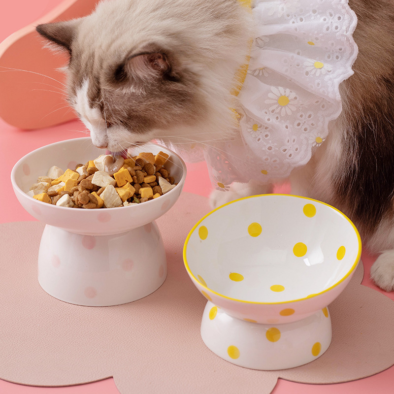Customized Hepburn-style polka dot cat bowl, ceramic high-legged spine protection pet bowl, slanted cat basin, easy-to-clean ceramic food bowl details Picture