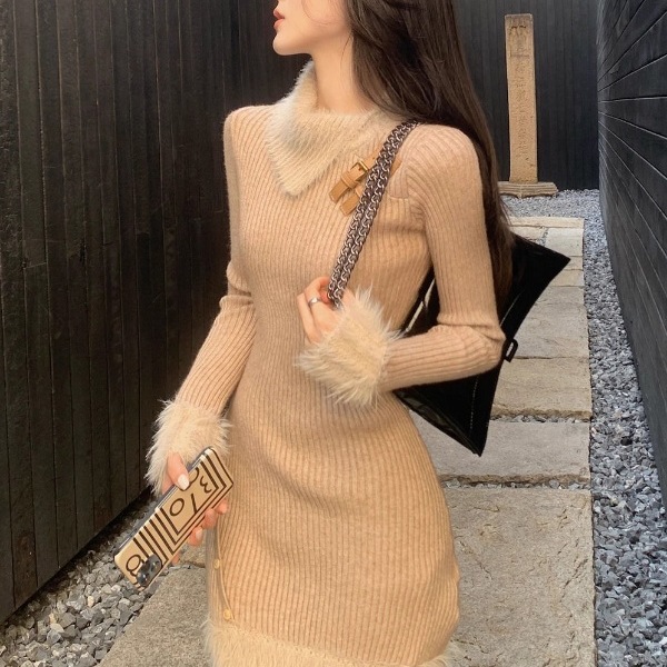 针织连衣裙打底秋冬女显瘦收腰高级感小个子小香风气质包臀毛衣裙