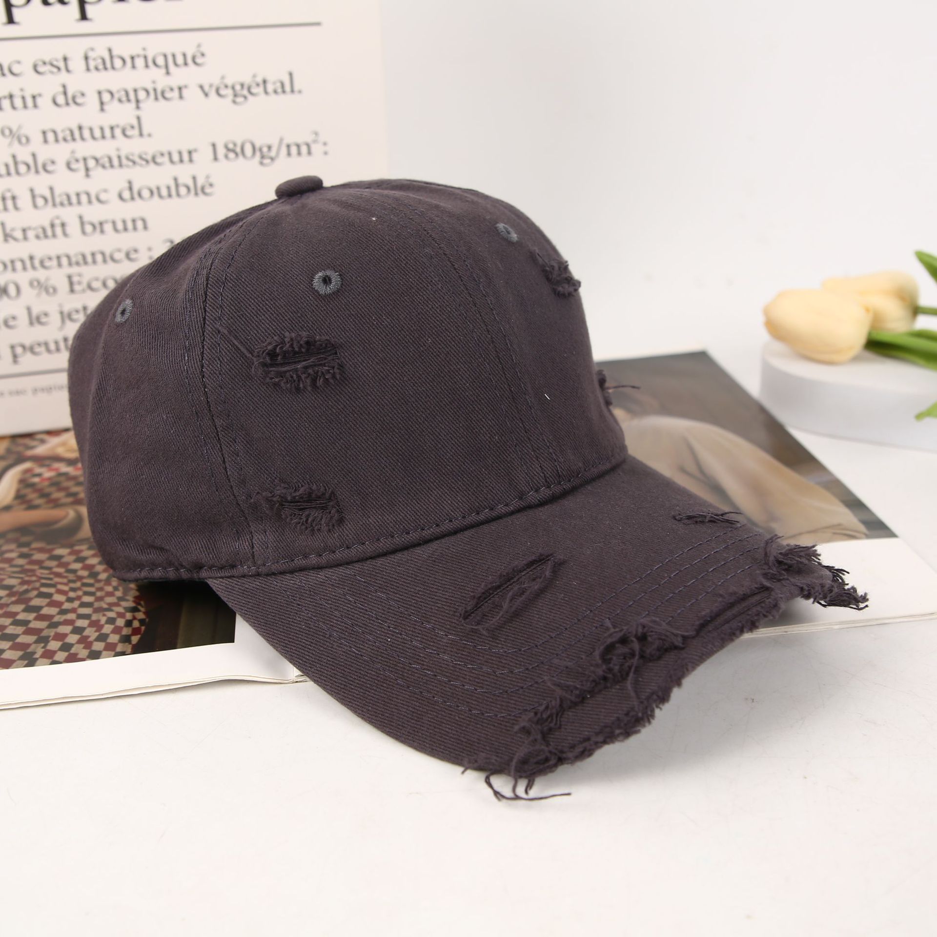 Cross-border retro and unique perforated baseball cap for men and women, ins summer trend hip-hop versatile soft top curved brim sunshade baseball cap Cross-border retro and unique perforated baseball cap for men and women, ins summer trend hip-hop versatile soft top curved brim sunshade baseball cap