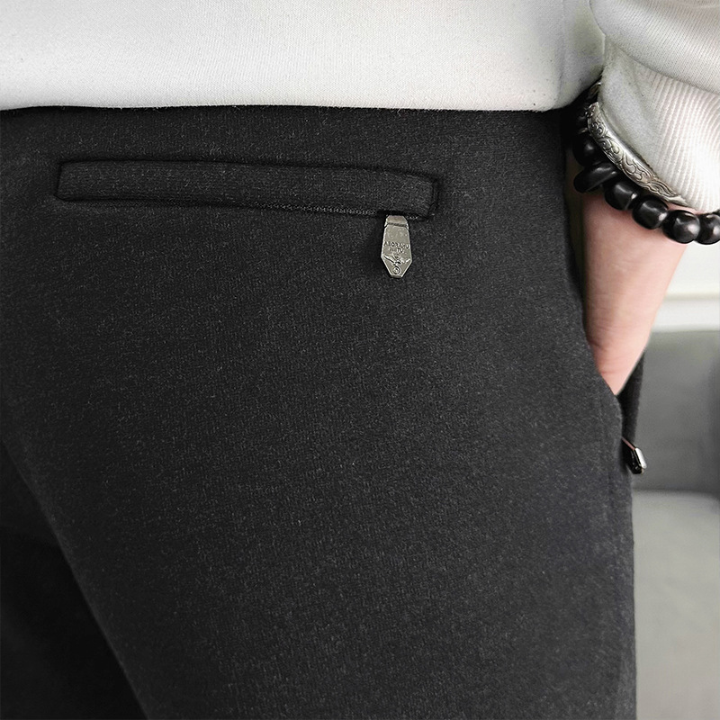2025 Autumn/Winter skinny casual pants, sweatpants, men's sportswear pants, men's fleece sportswear casual pants, versatile and highly elastic Application Scenario