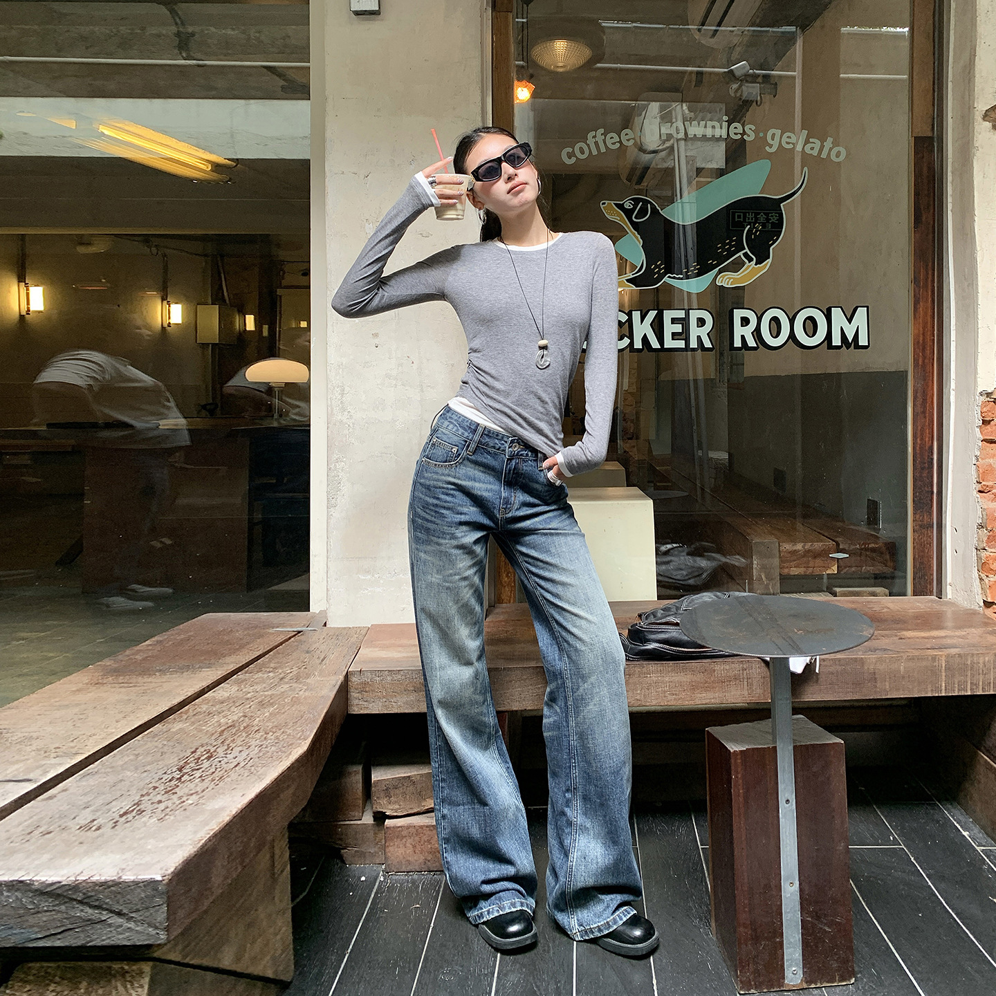 牛仔裤/带钻牛仔裤/牛仔裤阔腿/库存/牛仔短裤女细节图