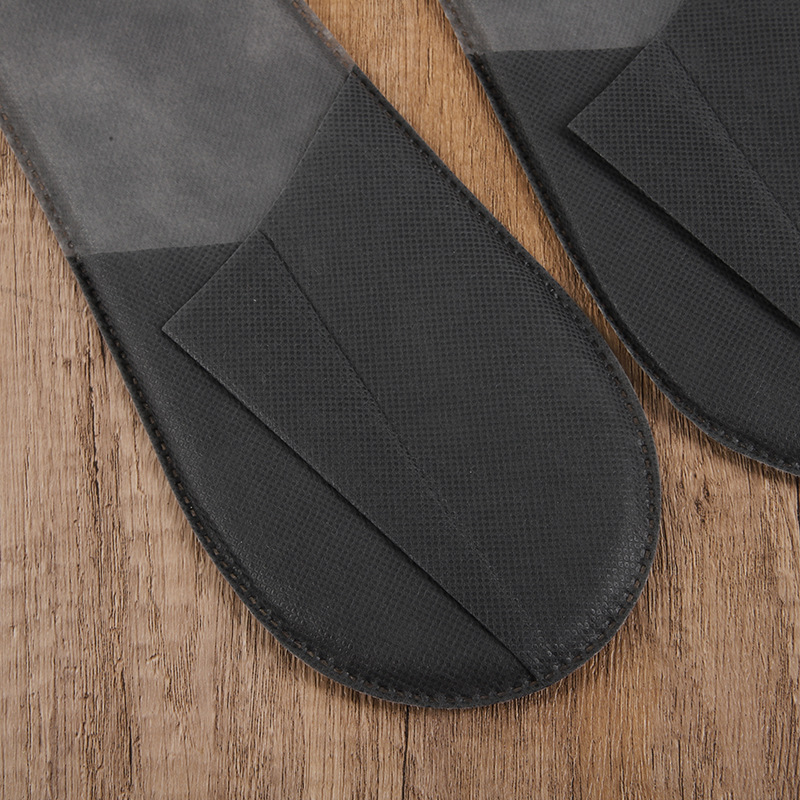 Disposable non-woven fabric slippers for hotels, portable slippers for home use in hotels, and disposable slippers for homestays and tourism Application Scenario