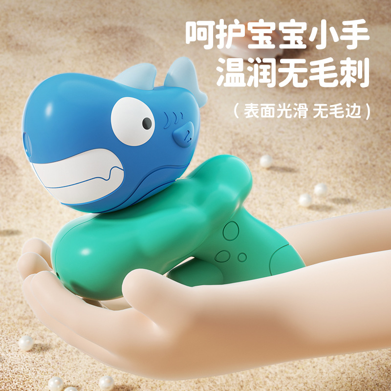 Cross-border children's cartoon water play gun, octopus shark mini water gun, children's water snatching, outdoor bathing toy Application Scenario