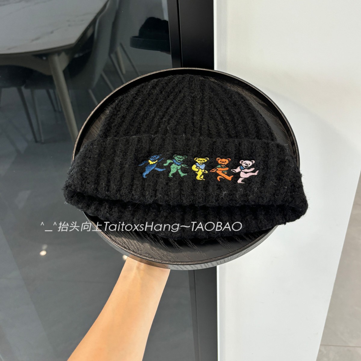 Autumn and winter hats are warm, cute, dancing bear, soft and glutinous knitted hat for women to keep warm, big head scarf, high-quality woolen hat for men details Picture