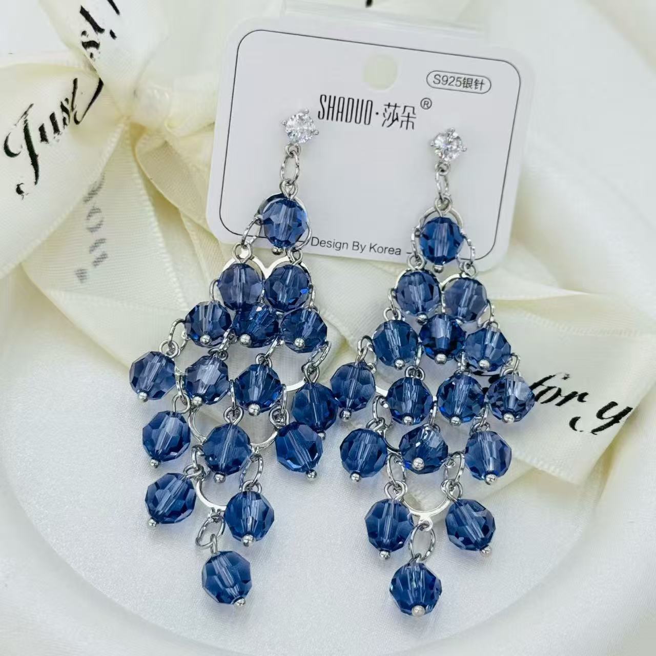 S925 Silver Needle Hua Zi Crystal Tassel Earrings, a new style of Korean-style light luxury high-end fashionable and versatile earrings for women details Picture