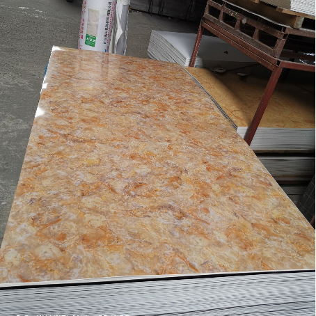 墙板/红色碳晶板/墙板pvc/格珊板/木饰面板竹木纤维产品图