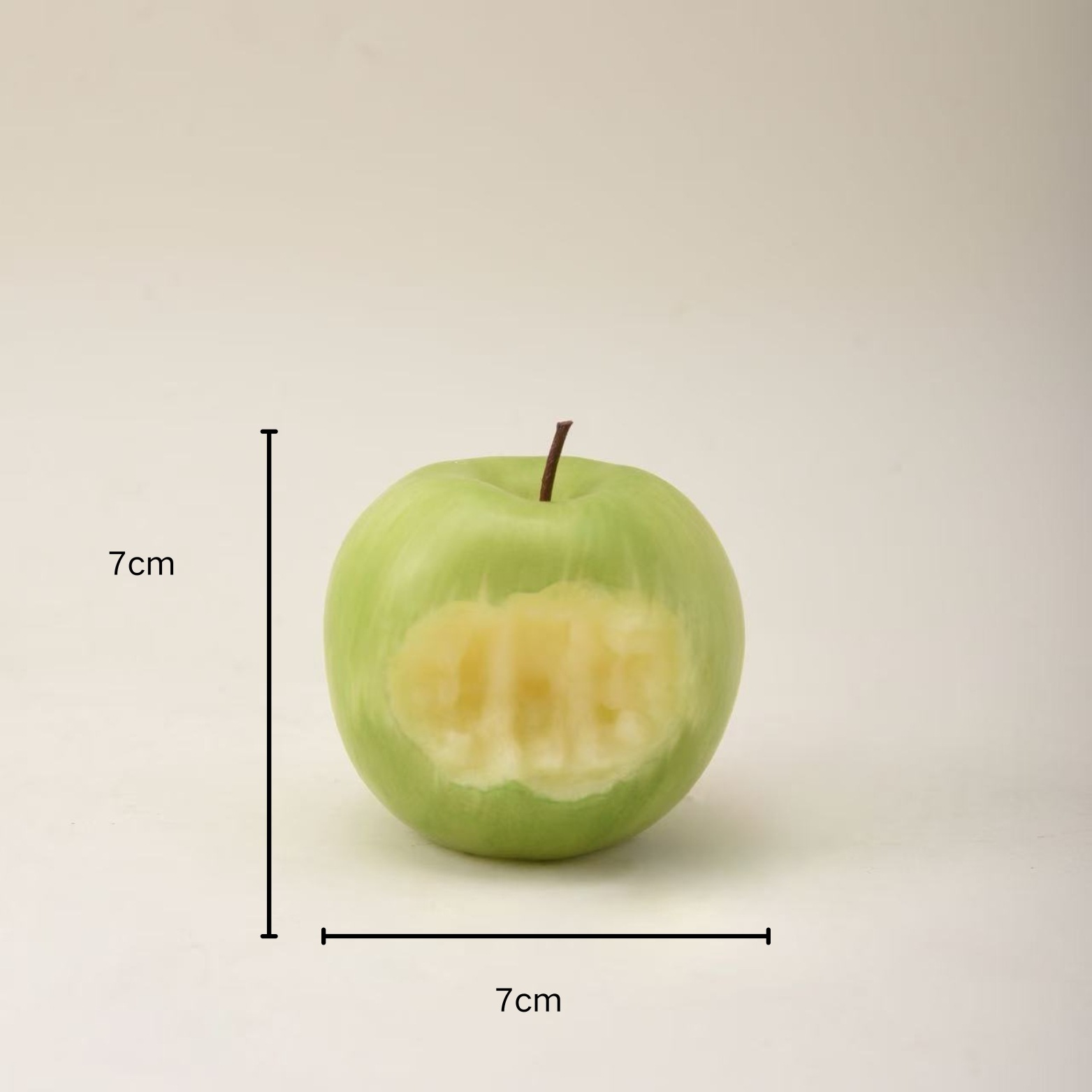 Take a bite of the apple-scented candle as a Christmas gift for your girlfriend, best friend, employee group-buying gifts, accessories and ornaments Application Scenario