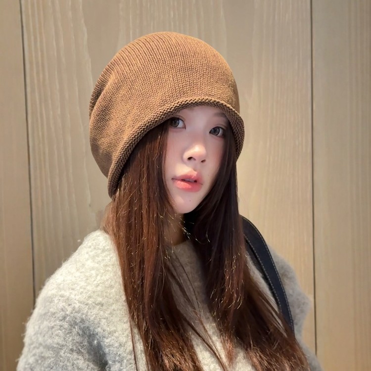 Japanese-style solid-color knitted pile hat for women in autumn and winter, loose headwear, casual and versatile, face-enhancing small bun hat, cold hat Specification image