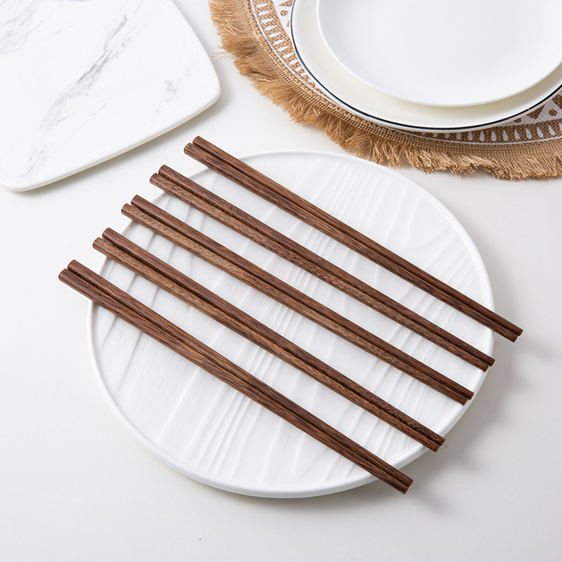 Red sandalwood chopsticks, household chicken wing wood, unpainted, unwaxed, anti-slip, heat-resistant, high-end wooden chopsticks that do not mold or deform Specification image