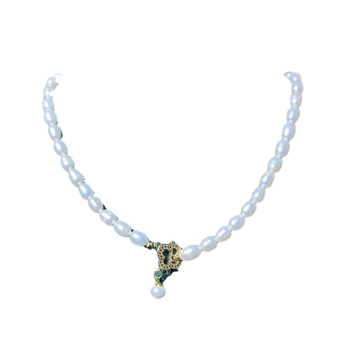 Perlas de arroz perlas de agua dulce collar mujer oval primavera verano temperamento diseño de nicho sentido clavícula cadena simple gargantilla senil Item Picture