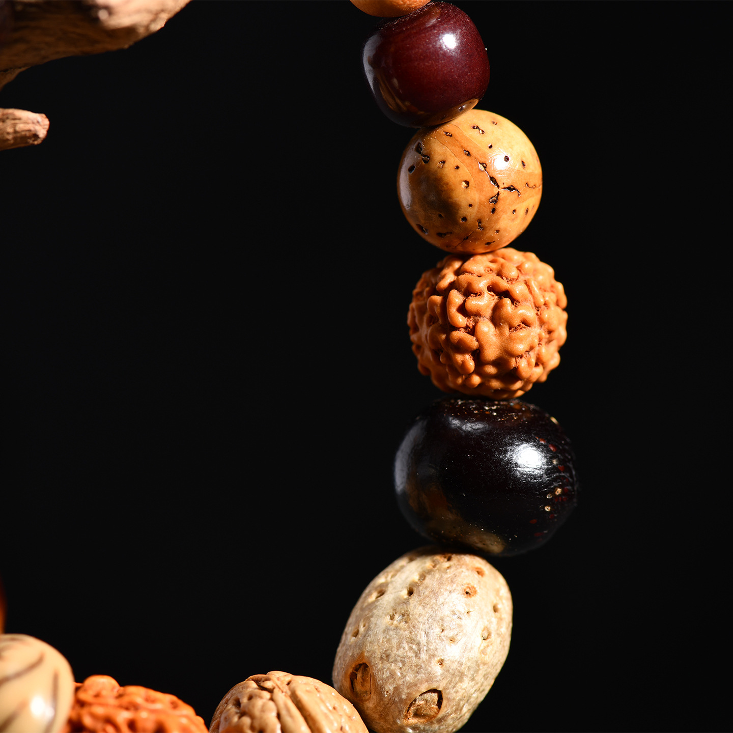 Multi-treasure Bodhi 18-seed Vajra Bodhi bead bead bracelet for women DIY, niche design, personalized cultural and artistic bracelet Application Scenario