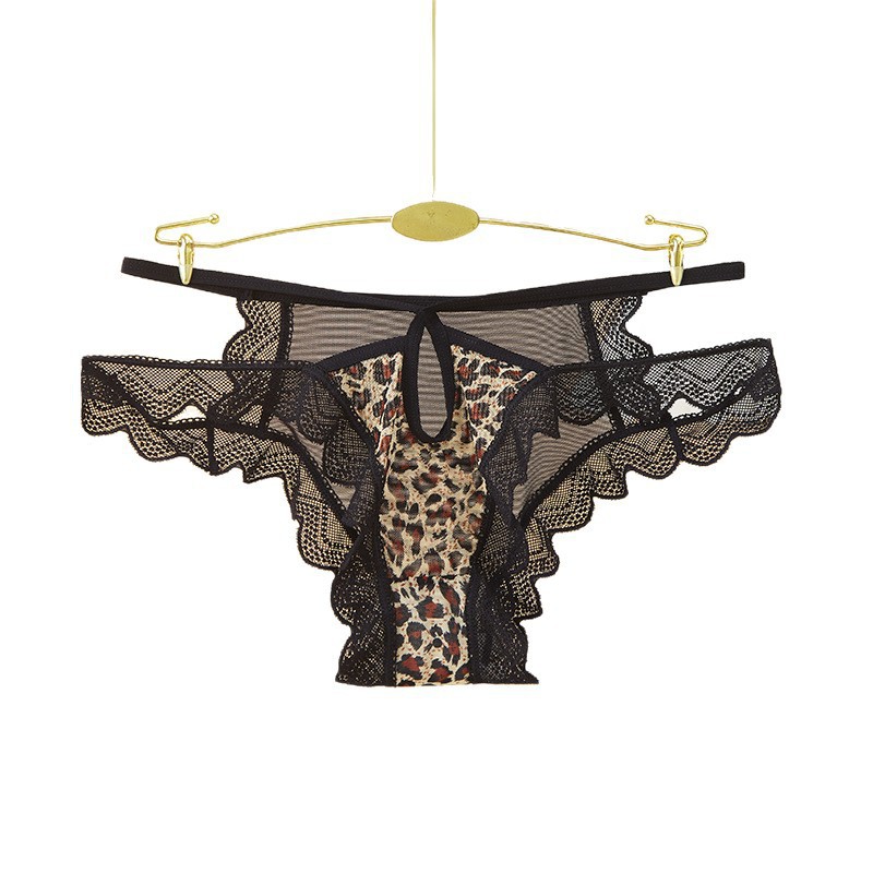 The new light luxury and sexy lace-trimmed leopard print women's underwear is comfortable, breathable, with thin straps and cutouts that are alluring and leave no trace inside Item Picture
