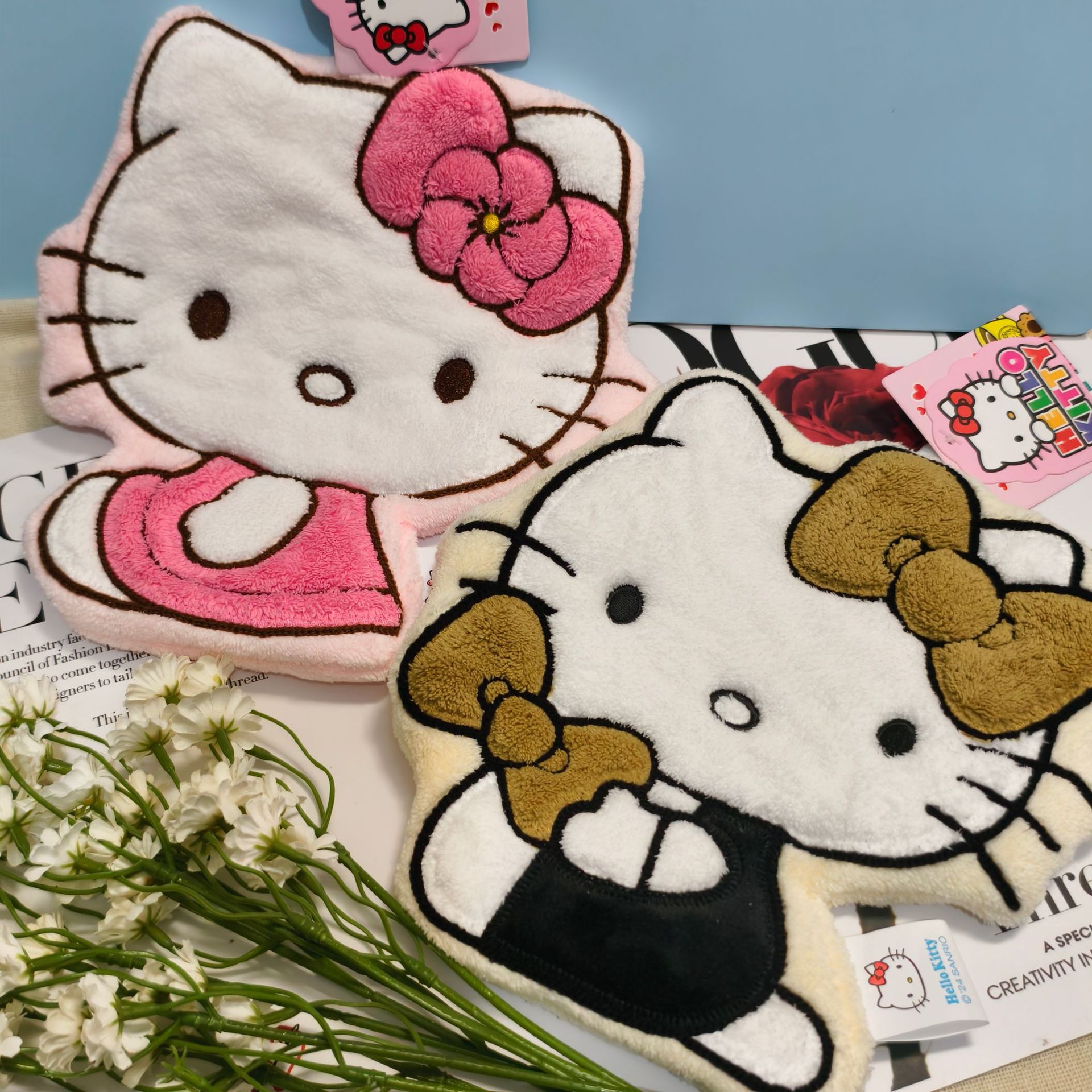 三丽鸥正版Hellokitty擦手巾可爱卡通毛巾挂式双层吸水珊瑚绒