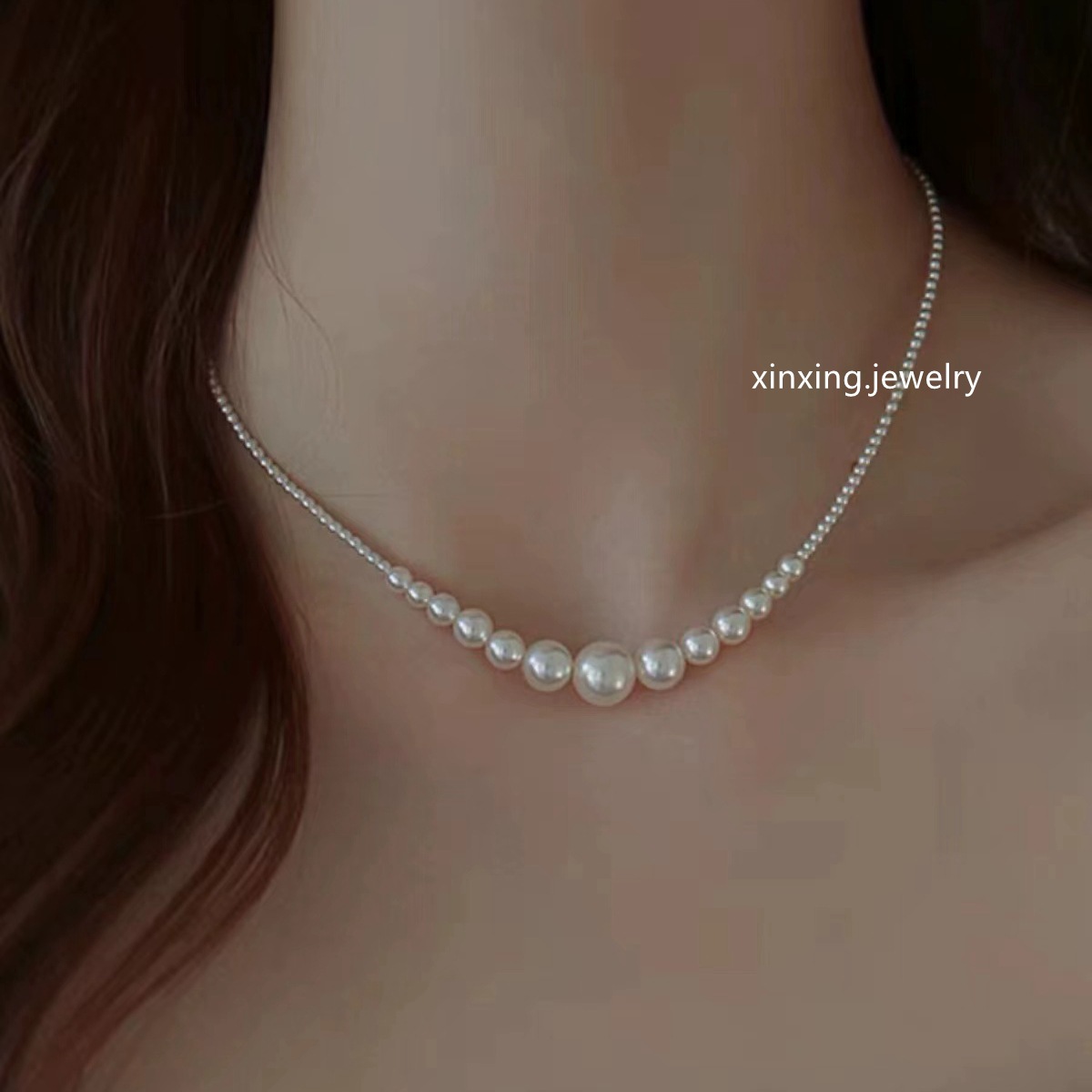 New product recommendation: Smile Pearl Chain, High-gloss combination pearl necklace, collarbone chain, Light luxury and high-end ladies' necklace details Picture