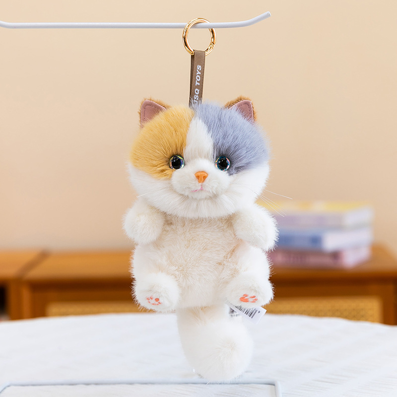 Cute three-flower cat plush toys, stuffed cat pendants, striped cat palm treasures, girls' backpack pendants, cross-border wholesale Application Scenario