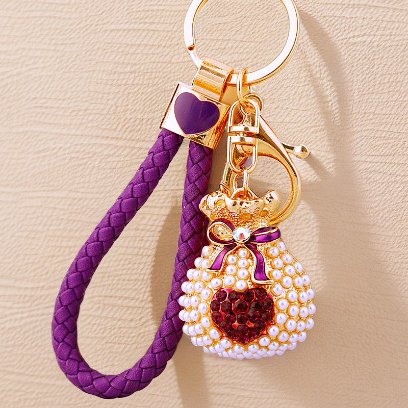 Rojo cuerda trenzada oro llavero colgante acrílico fácil oso decoración llavero accesorios moda regalos creativos Application Scenario