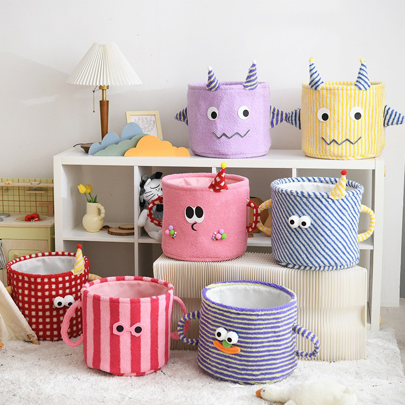 Cartoon storage box, clothing storage box, thickened fabric washable storage basket, toy storage, children's organizing box Application Scenario