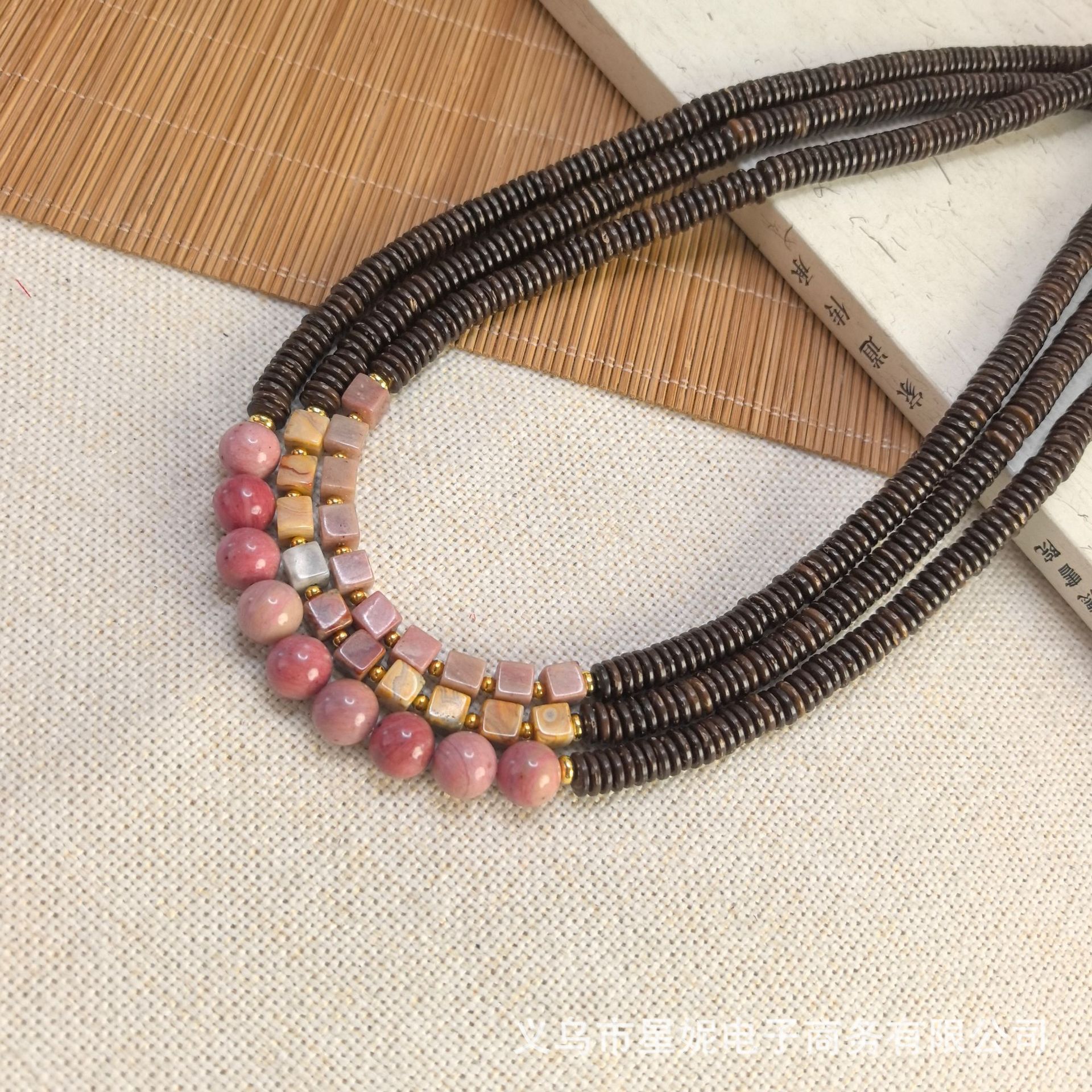 Natural gradient tourmaline crystal, form-fitting cut bead spacer gasket necklace, summer necklace, fresh small sugar cube accessory, national trend Item Picture