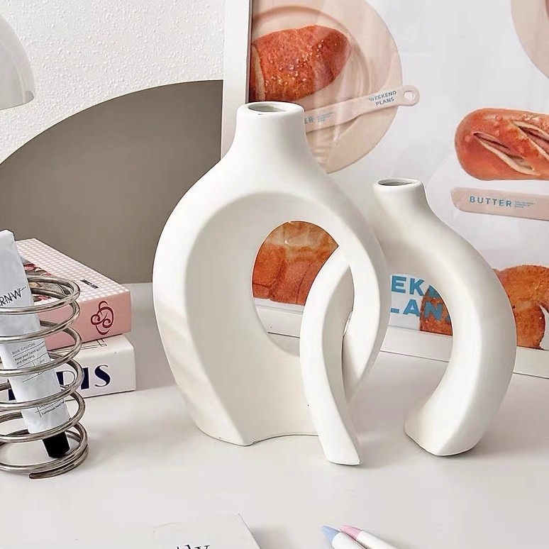 Nordic-style ceramic vases and flower arrangements, high-end and niche living room entrance hall home decoration vases and ceramic flower vases Specification image