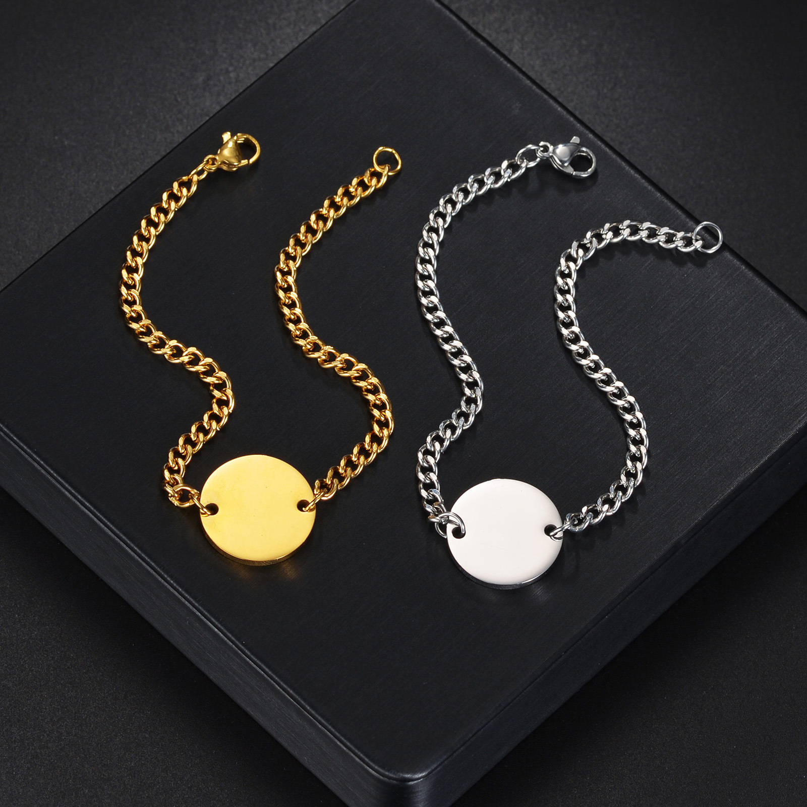 New stainless steel round pendant bracelet set for couples on Amazon cross-border from Europe and America details Picture