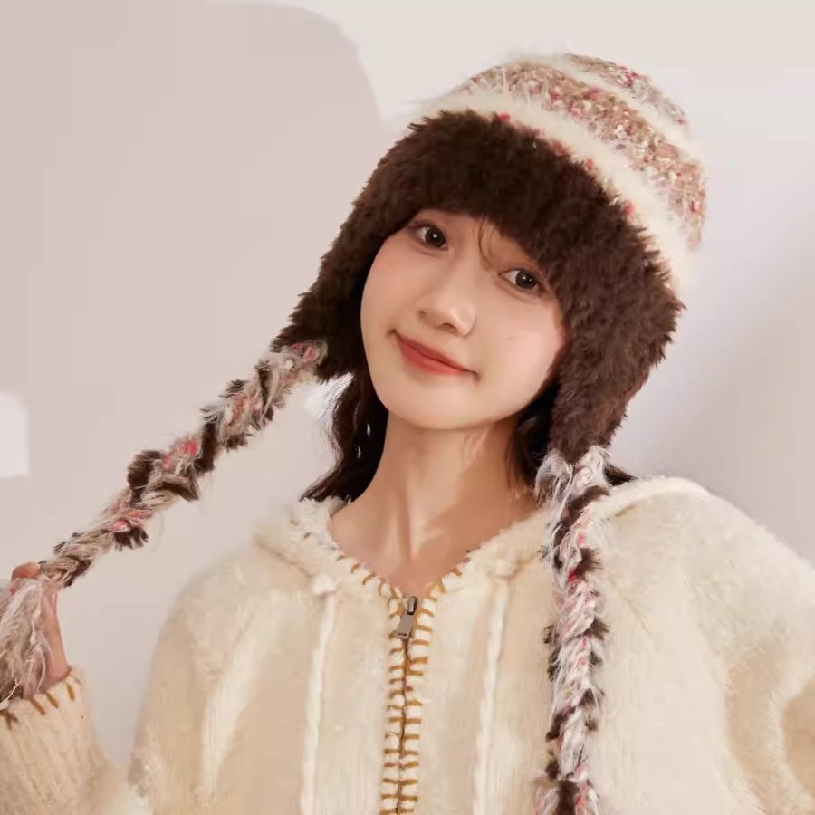 Autumn and winter hats for girls, cute knitted Lei Feng hats, warm and cold-proof, fringed ear-protecting, woolen, Japanese and Korean style braided hats Specification image