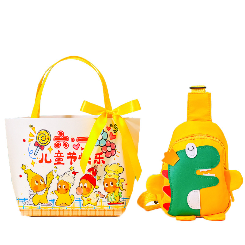 On Children's Day, kindergarten souvenirs for boys and girls, practical small gifts for the 61st activity, given by primary school students to the whole class Item Picture