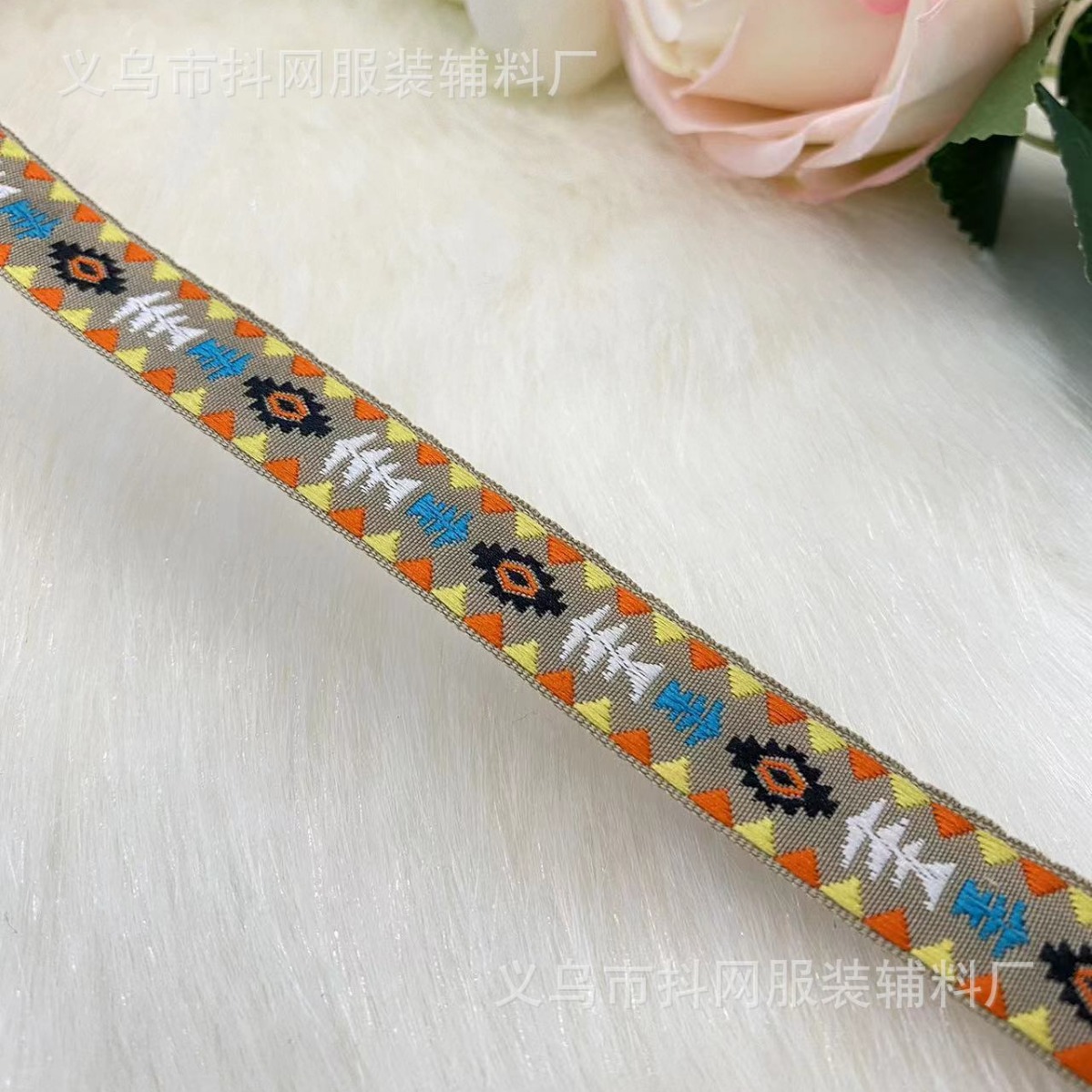 1.8- 2.1cm Ethnic-style jacquard embroidery webbing, hair accessories, headwear, performance costume accessories, gift box packaging tape details Picture