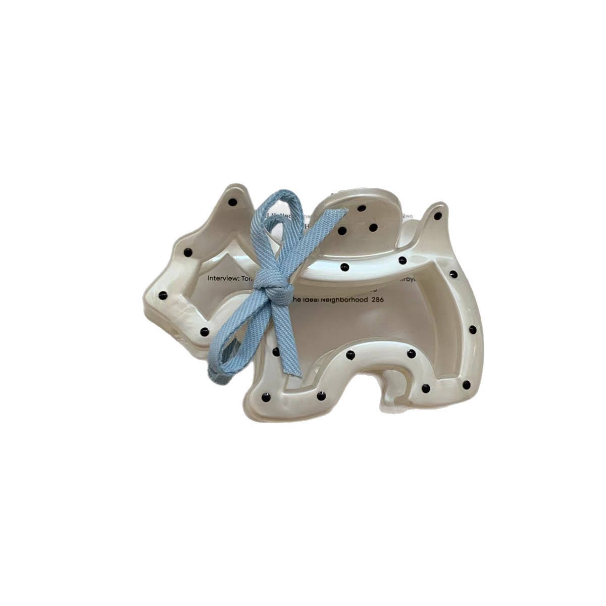 Bowknot polka dot dog claw, cute girl's hair claw, semi-tied updo, shark claw, high-end hair accessory, headwear Item Picture