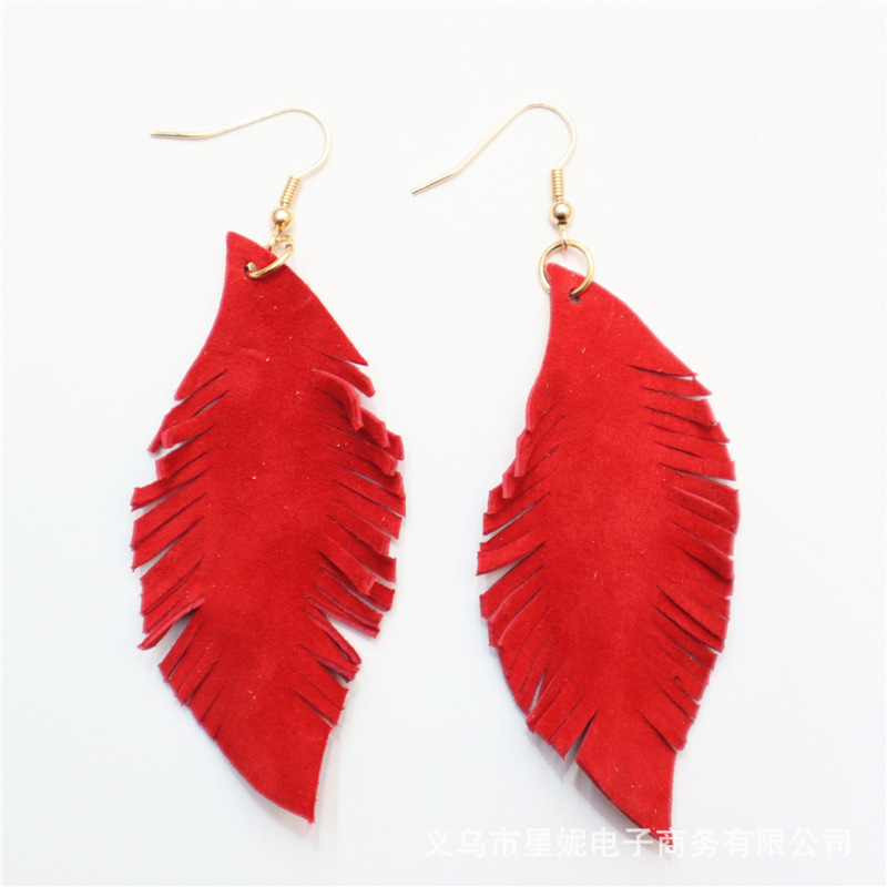 Fashionable and simple feather and sheepskin earrings, European and American style, cross-border e-commerce best-selling earrings manufacturer wholesale supply details Picture