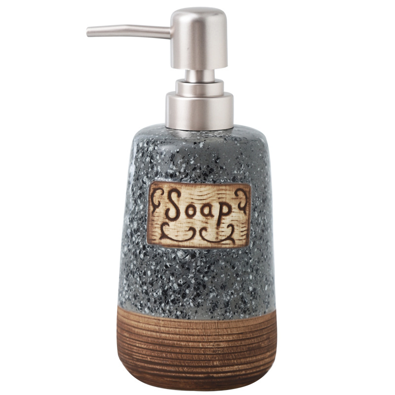 酒瓶/空酒瓶/白酒瓶盖/北欧花瓶白底实物图