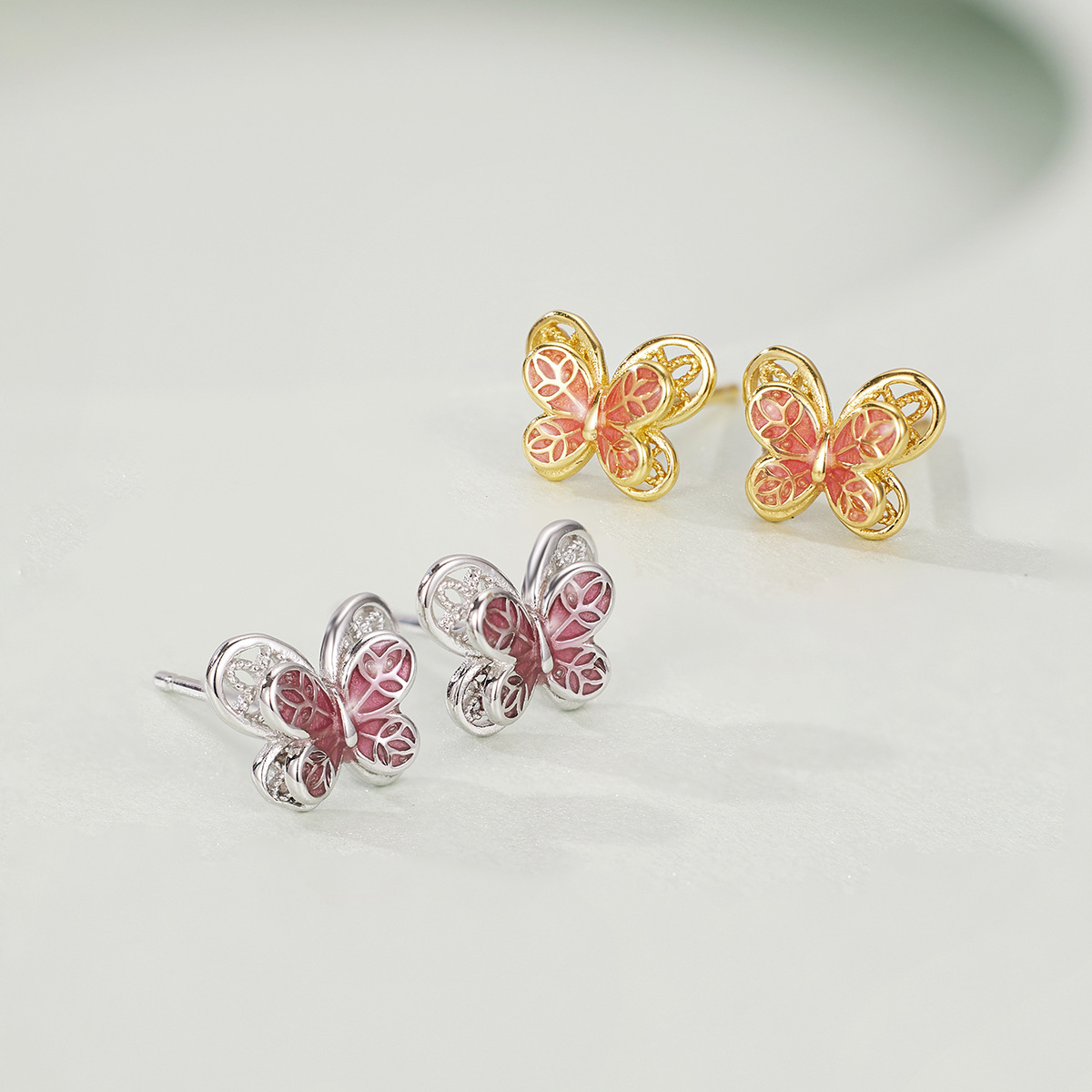 Enamel butterfly stud earrings for women, artistic and retro court-style hollowed-out earrings, new Chinese-style women's earrings Application Scenario
