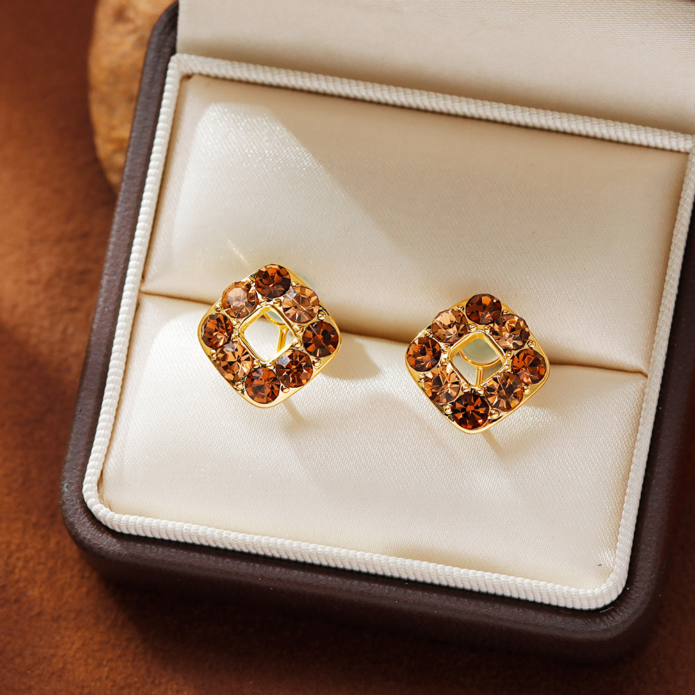 Hyacinth niche design geometry square aretes mujer ina pequeño y simple temperamento ligero aretes de lujo sin orejas agujero orejas clip orejas