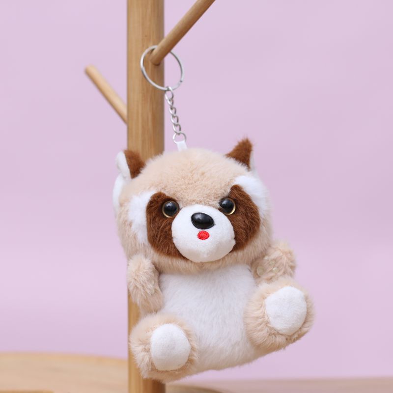 Cute plush toy figurines, cute little raccoon pendants, little squirrel bags, pendants, dolls, keychains, and stuffed dolls Application Scenario