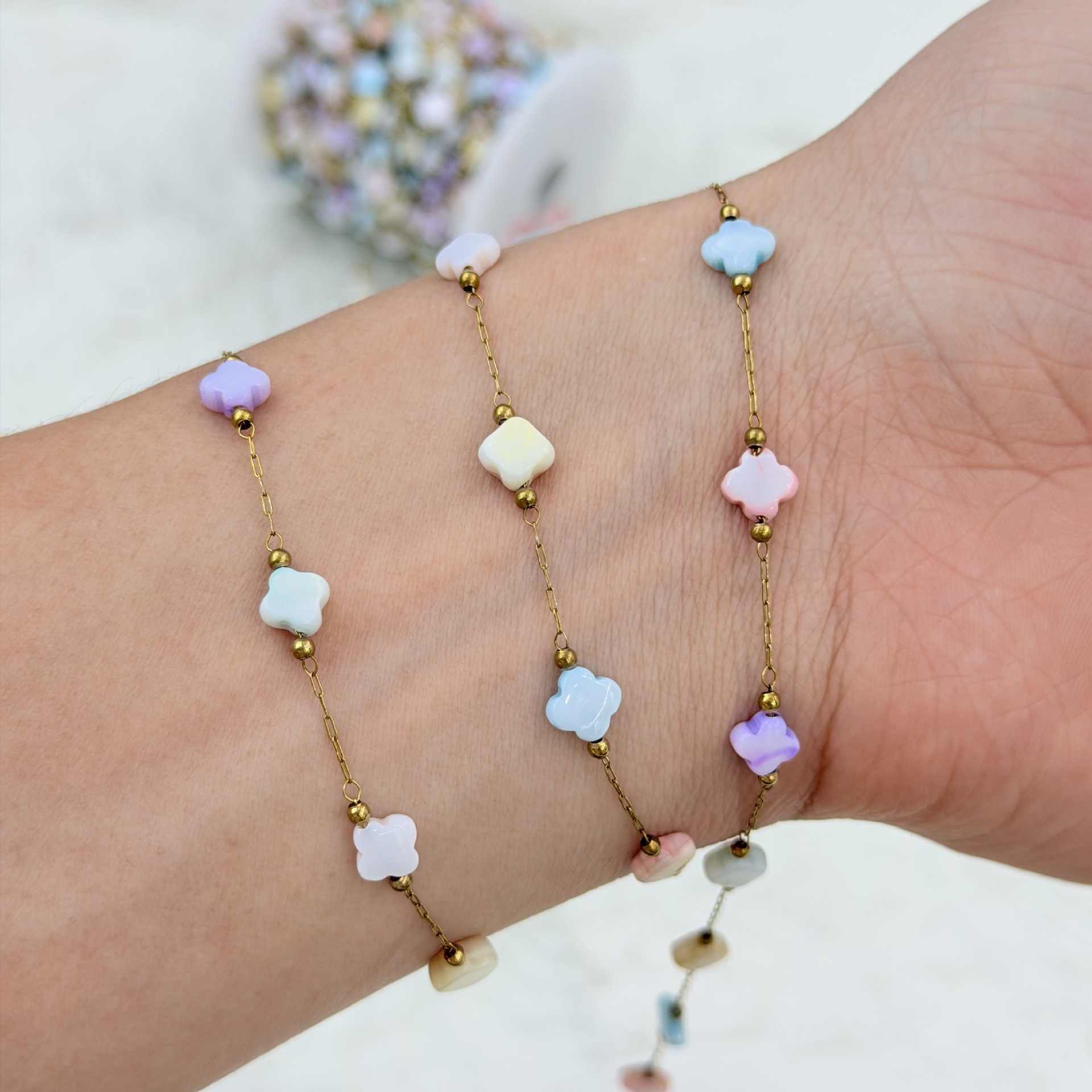 Wholesale of cross-border fresh and light-colored four-leaf anise-series bead fine chain semi-finished products for diy necklaces and hair accessories Application Scenario