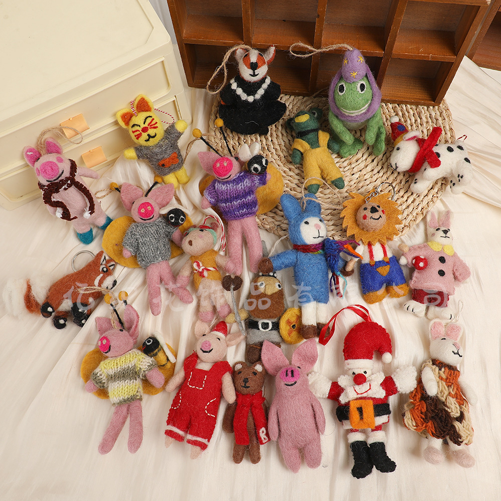 A collection of Korean-style Nepalese pure felt pendants, creative figurines, pendant bags, InS-style pendants, keychains and accessories